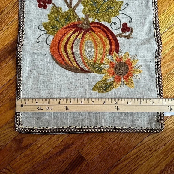 Harvest table runner - Picture 3 of 6